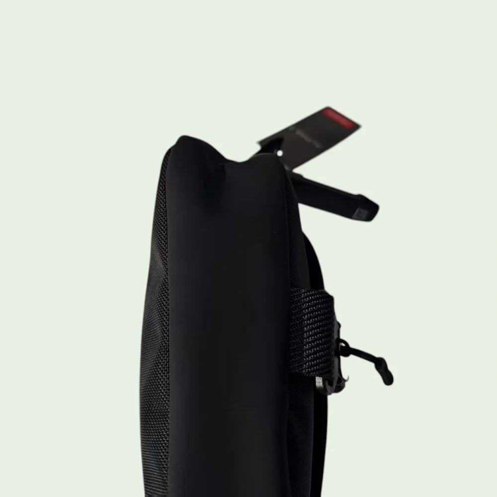 🌺 Tumi Bravo Series Flap Crossbody Bag